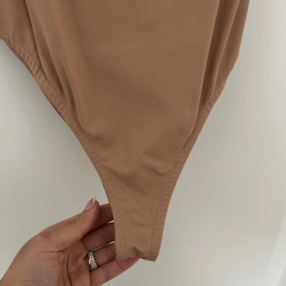 Zara Tan Cowl-Neck Spaghetti-Strap Bodysuit - Picture 4 of 7